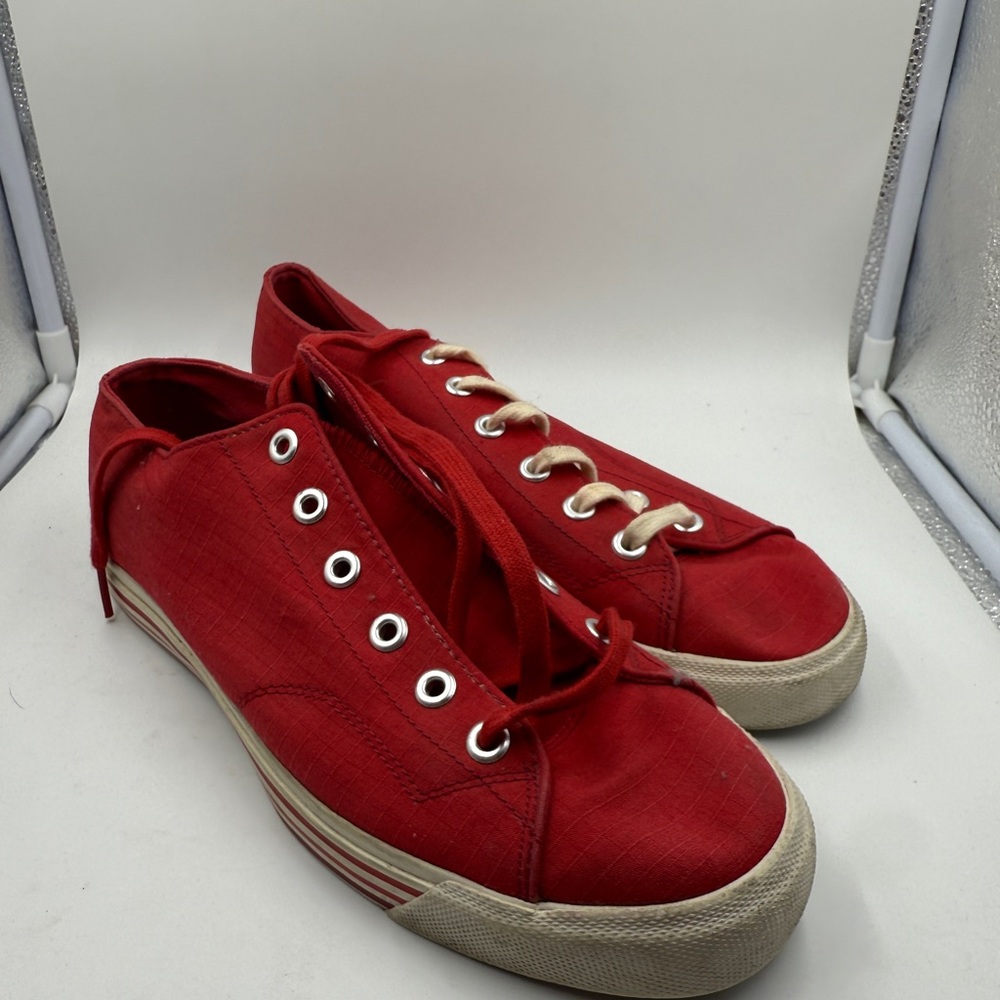 Pro-Keds Red Canvas Low (Size 10)